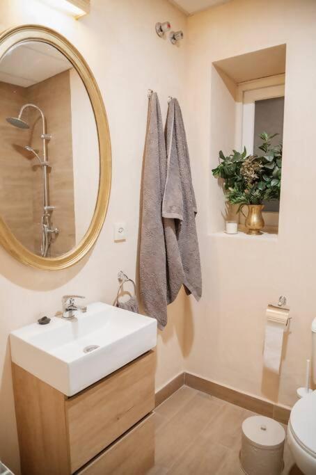 CacesCasa Aguila Casco Antiguo Patio Privadoアパートメント エクステリア 写真